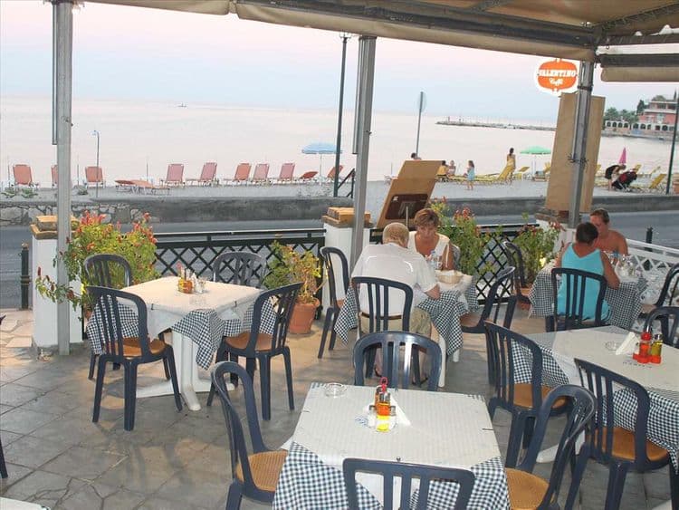 Loutrouvia Hotel