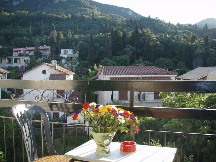 Loutrouvia Hotel
