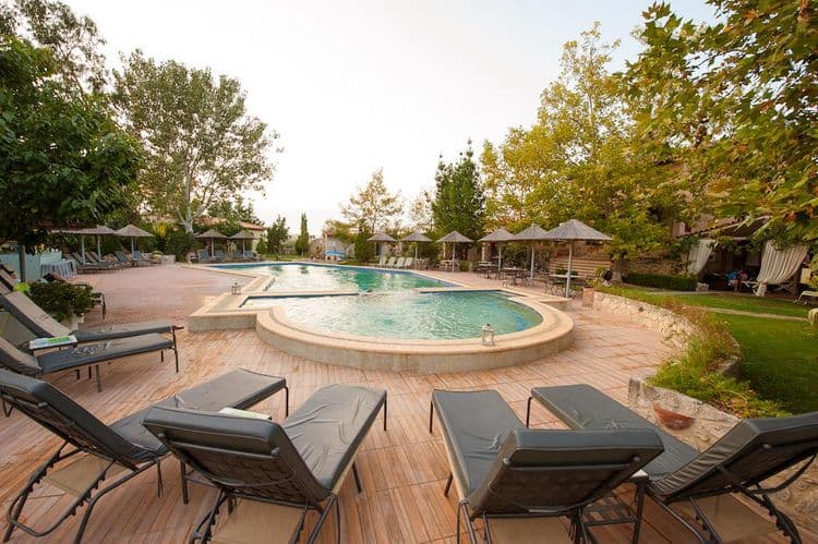 Petrino Suites Hotel