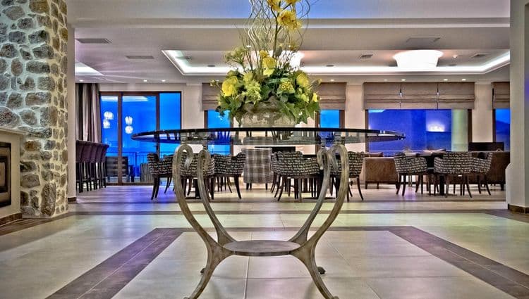 Enastron View Hotel