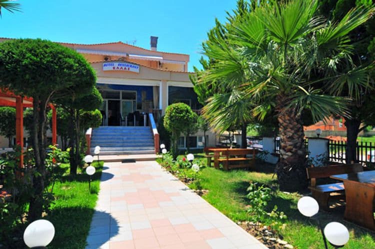 Ellas Hotel