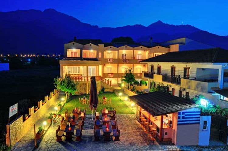 Ellas Hotel