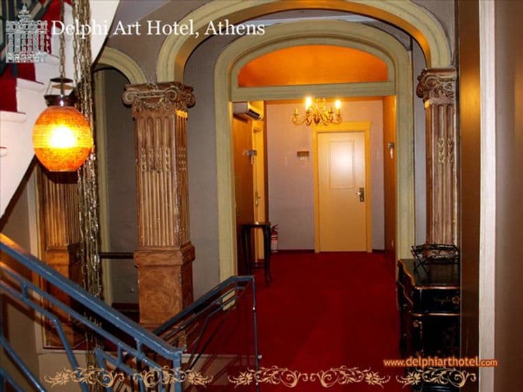 Delphi Art Hotel