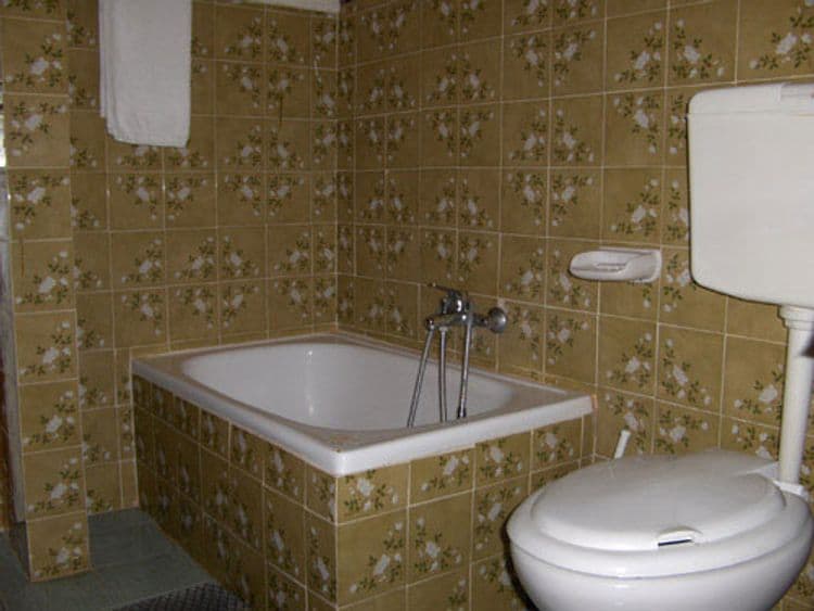 Arta Hotel