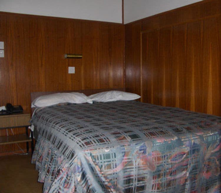 Arta Hotel