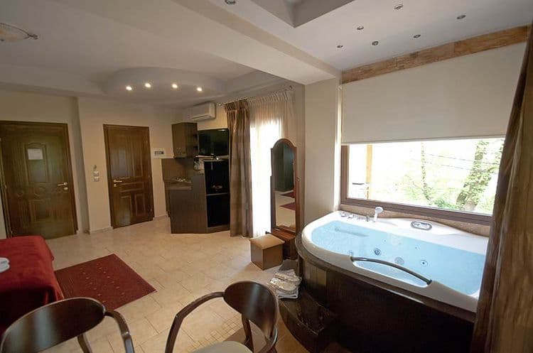 Nostos Hotel