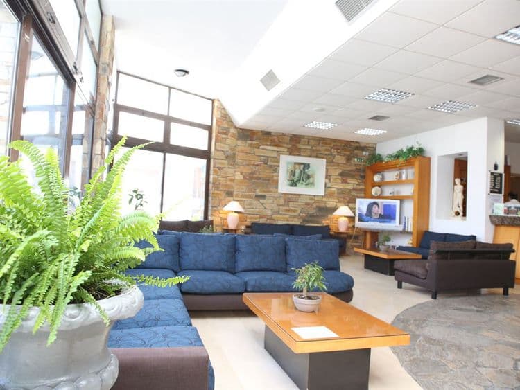 Dionysos Inn Hotel