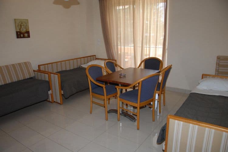 Paleos Hotel Apartments