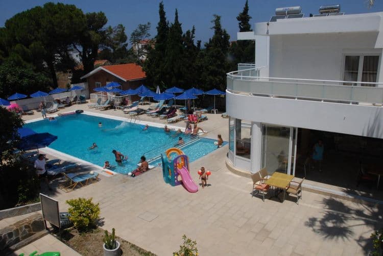 Paleos Hotel Apartments