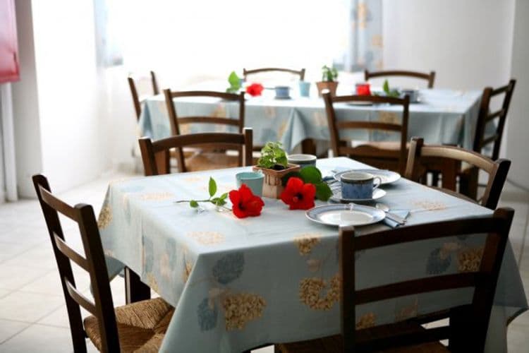 Daphnes Club Hotel Apartments