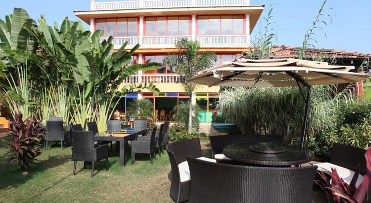 Papa Jolly's Boutique Hotel