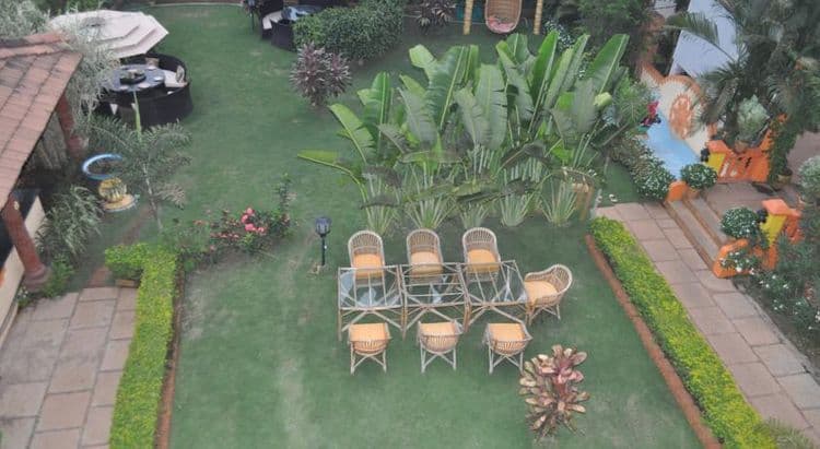 Papa Jolly's Boutique Hotel