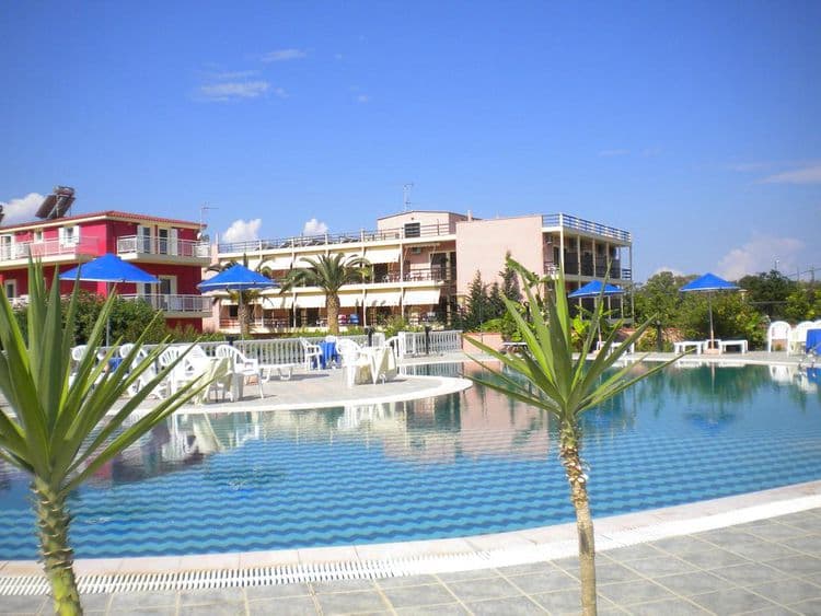 Brati - Arcoudi Hotel