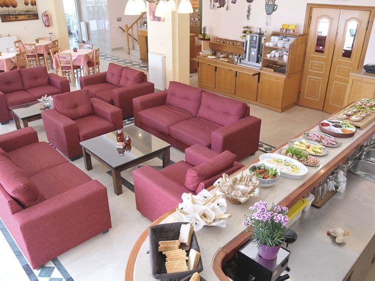 Brati II Beach Hotel
