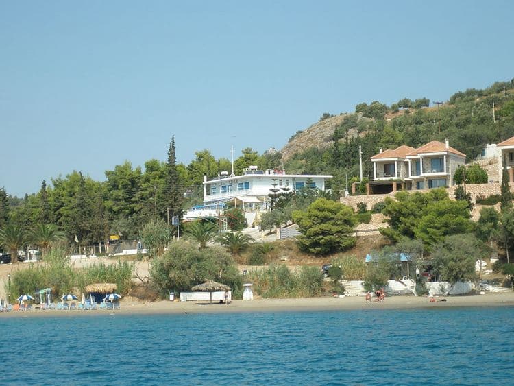 Barbouna Hotel