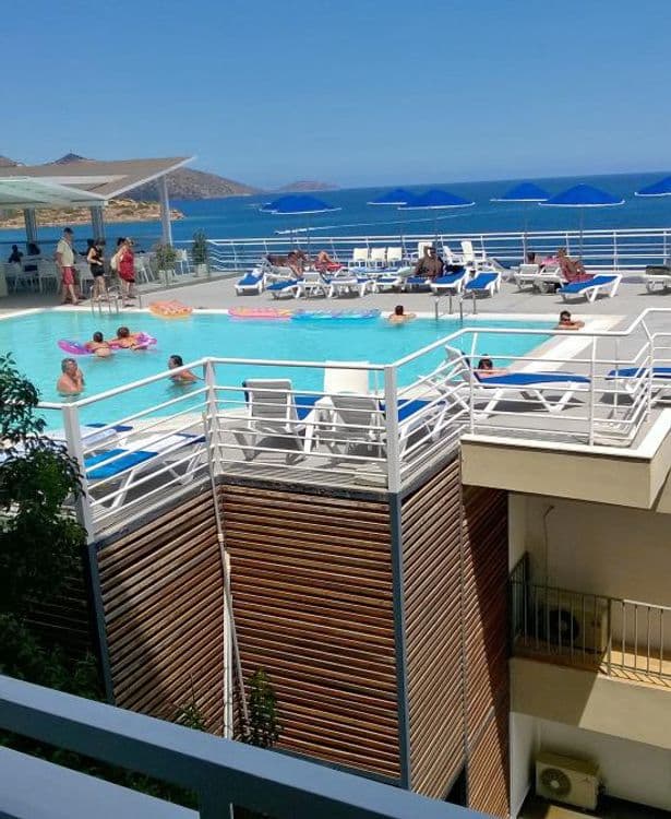 Avra Collection Coral Hotel