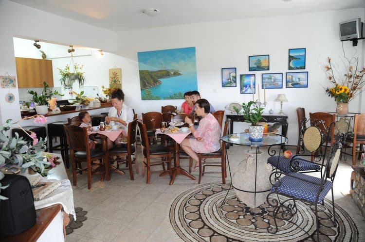 Thalassa Hotel