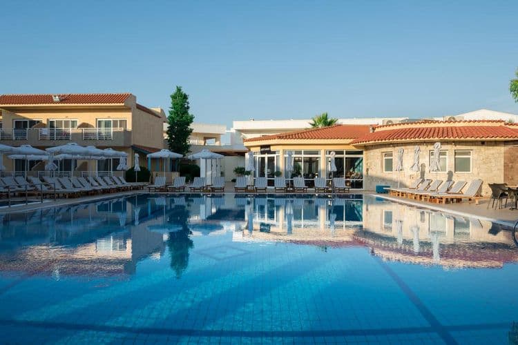 Lavris Hotel Bungalows