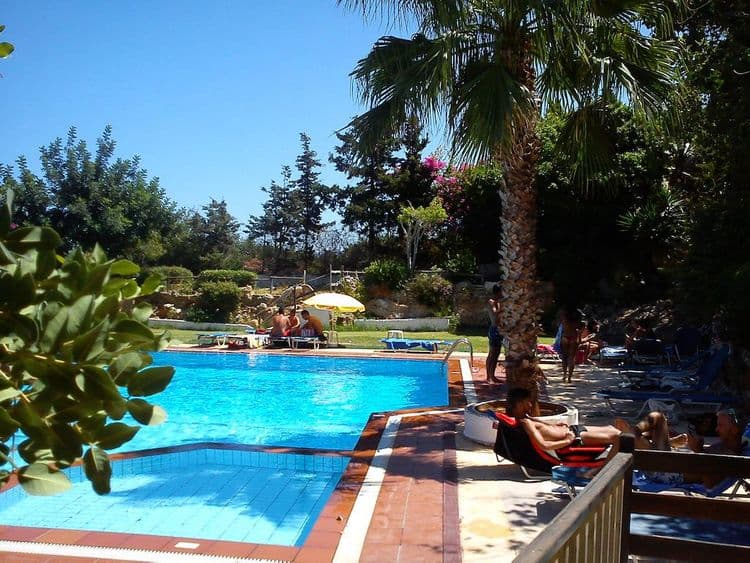 Iliostasi Beach Apartments