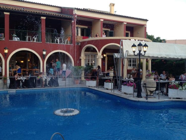 Omiros Hotel