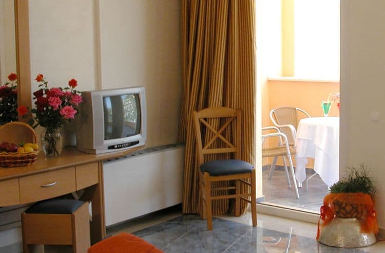 Ithea Suites Hotel