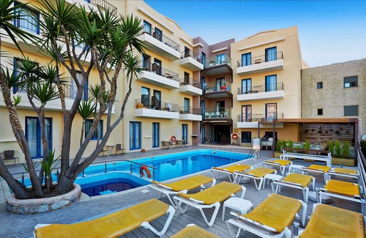 Manos Maria Hotel & Apartments