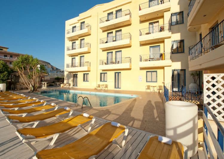 Manos Maria Hotel & Apartments