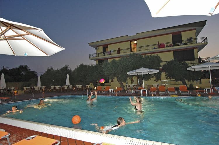 Meni Studios
