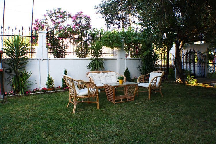 Salonikiou Beach Deluxe Apartments