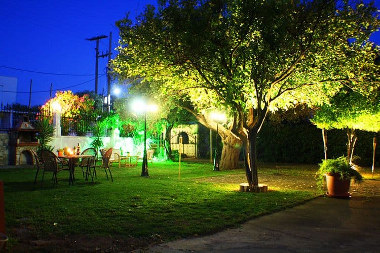 Salonikiou Beach Deluxe Apartments