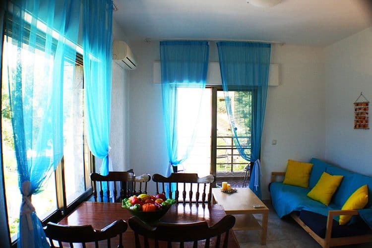 Salonikiou Beach Deluxe Apartments
