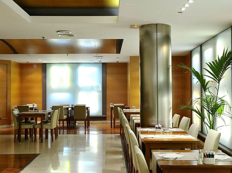 Eurostars Cristal Palace