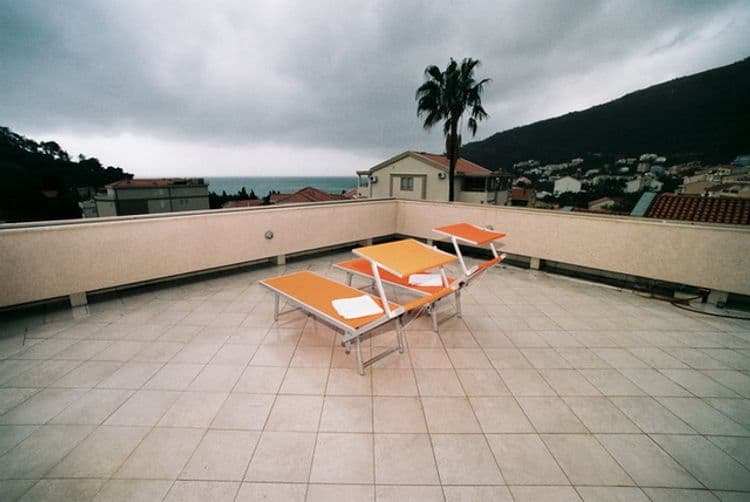 Apartament Holiday