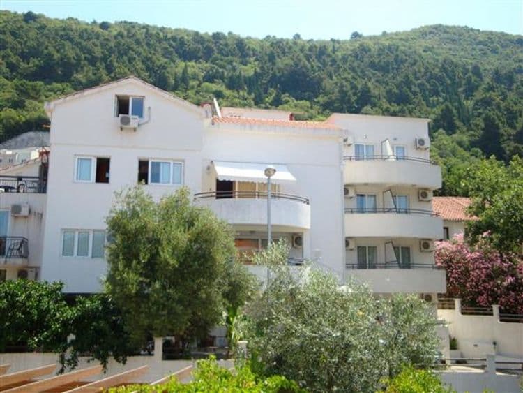 Apartament Mistic
