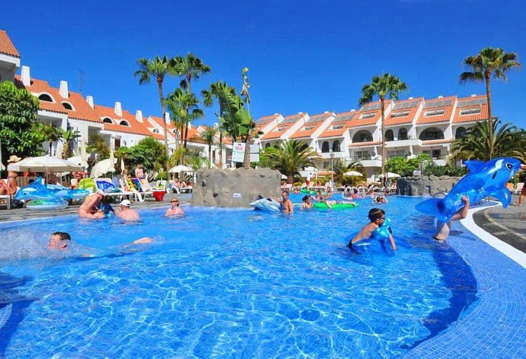 Paradise Park Fun Lifestyle Hotel