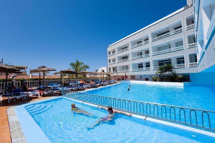 Blue Sea Lagos de Cesar Hotel