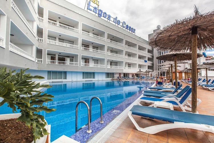 Blue Sea Lagos de Cesar Hotel