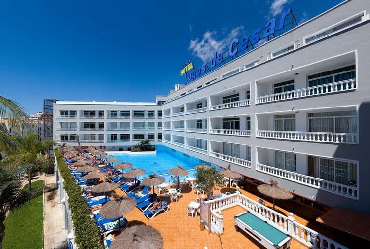 Blue Sea Lagos de Cesar Hotel