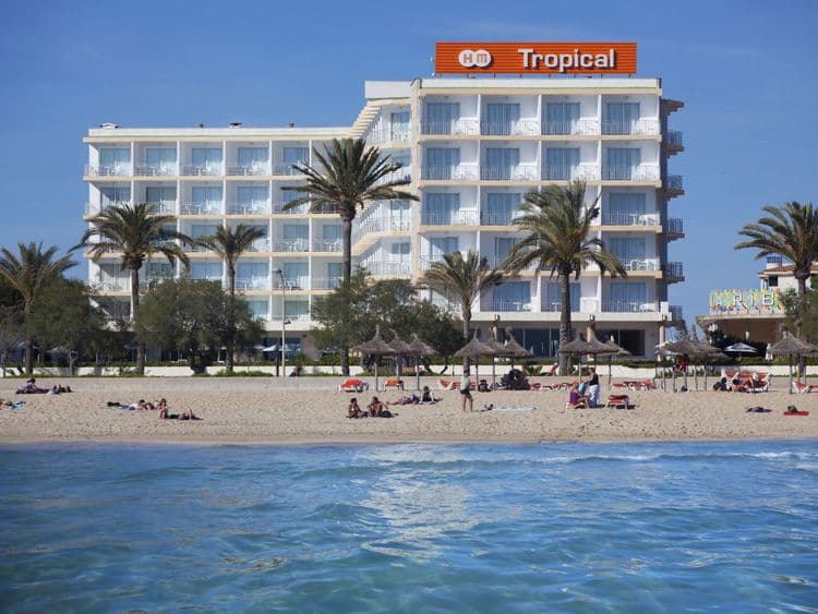 HM Tropical Hotel