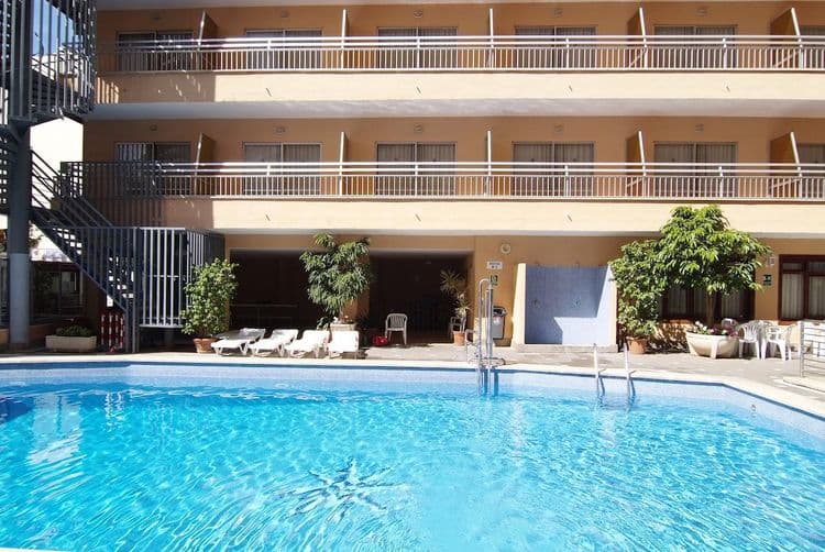 Pinero Bahia de Palma Hotel