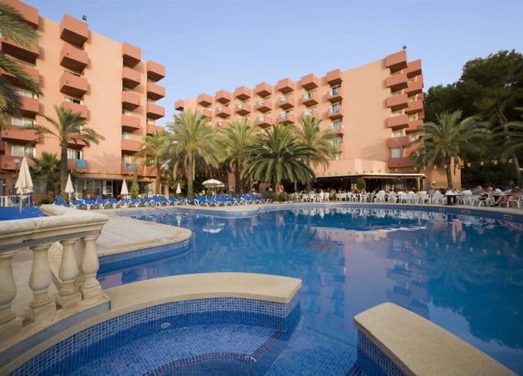Ola Hotel Maioris