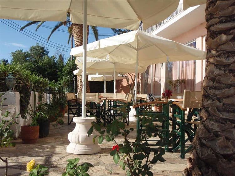 Aegli Hotel
