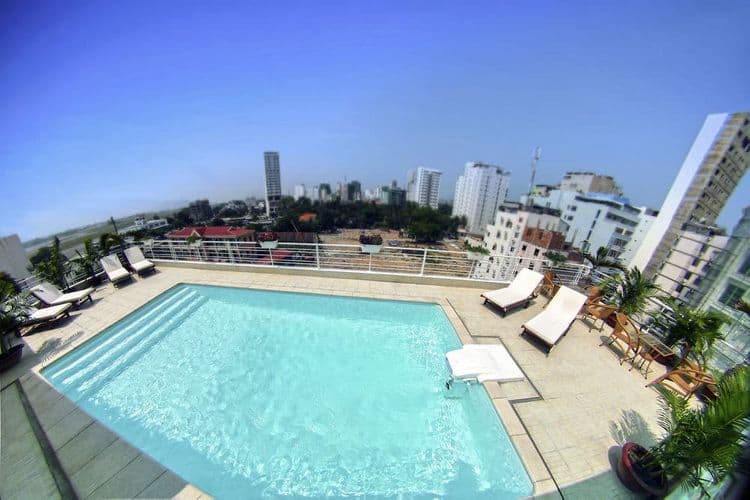 Sunny Hotel