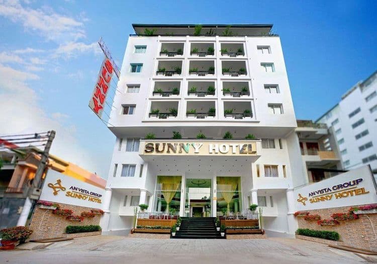 Sunny Hotel
