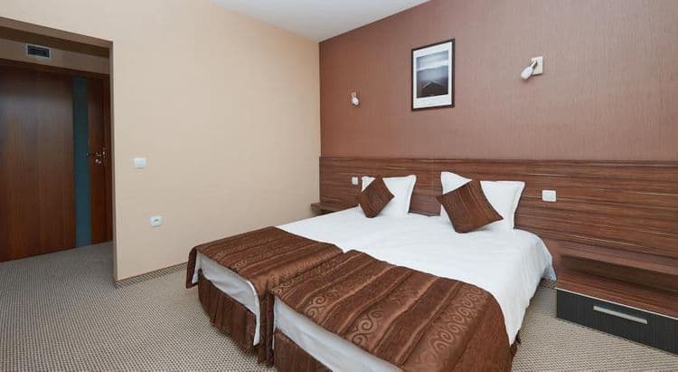 Coral Family Hotel