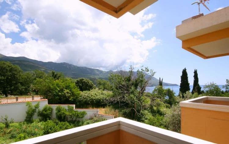 Villa Anika