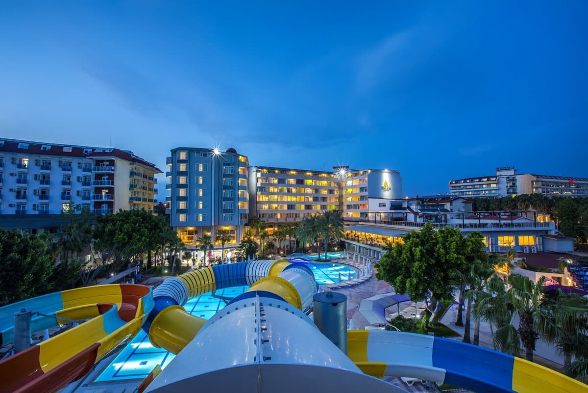 Meridia Beach Hotel