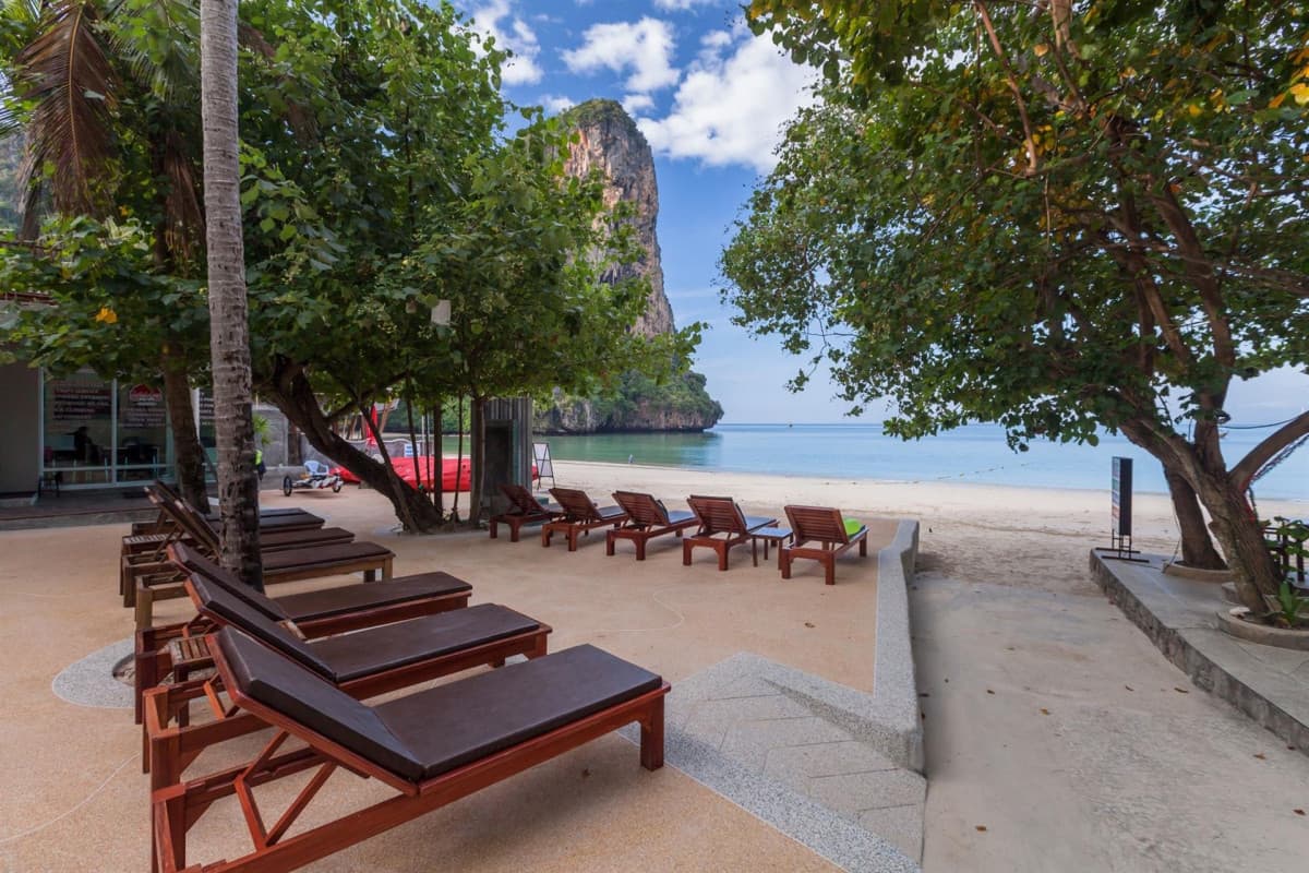 Sand Sea Resort
