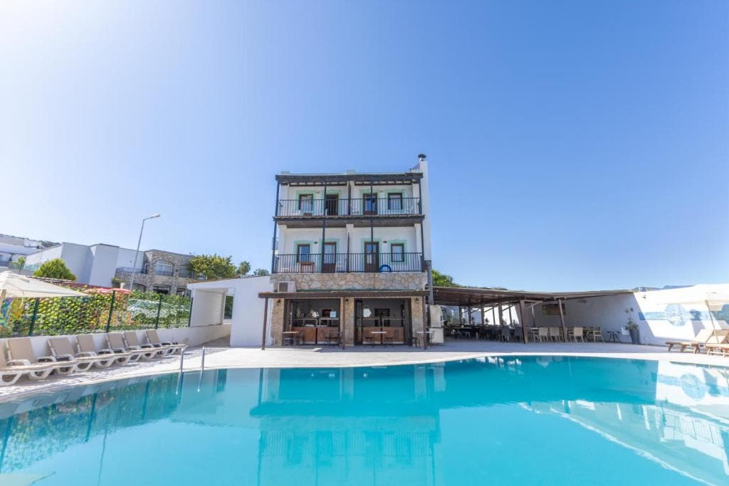 Salinas Beach Hotel