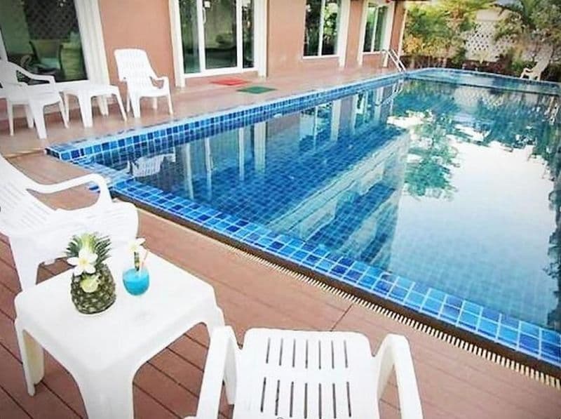 Convenient Grand Hotel
